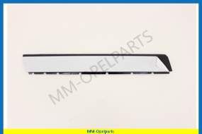 Moulding, front door window frame, lower, right